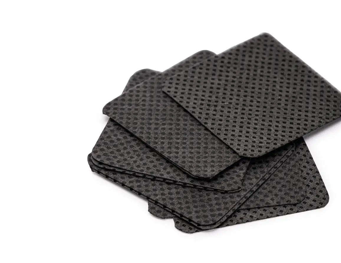 Lint Free Nail Pads Starnails, 5x5 - black- netřepivé polštářky na nehty černé, 540 ks