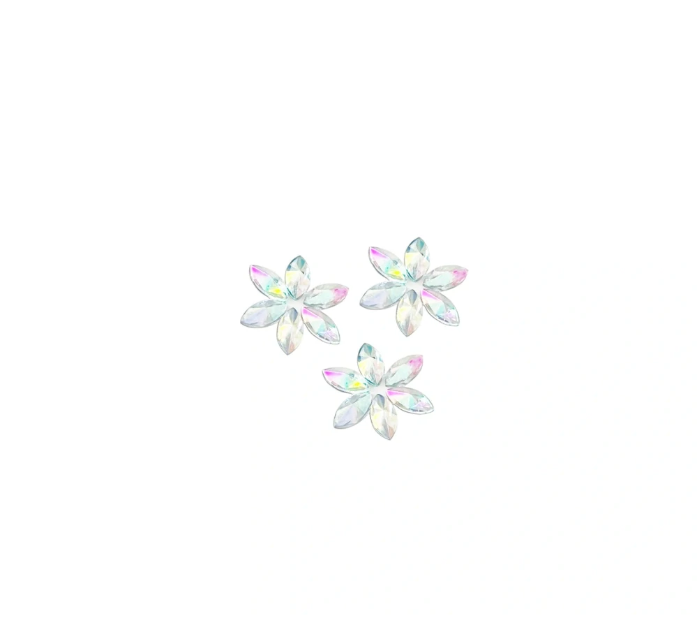 3D ozdoby na nehty – mix podlouhlých zirkonů holo