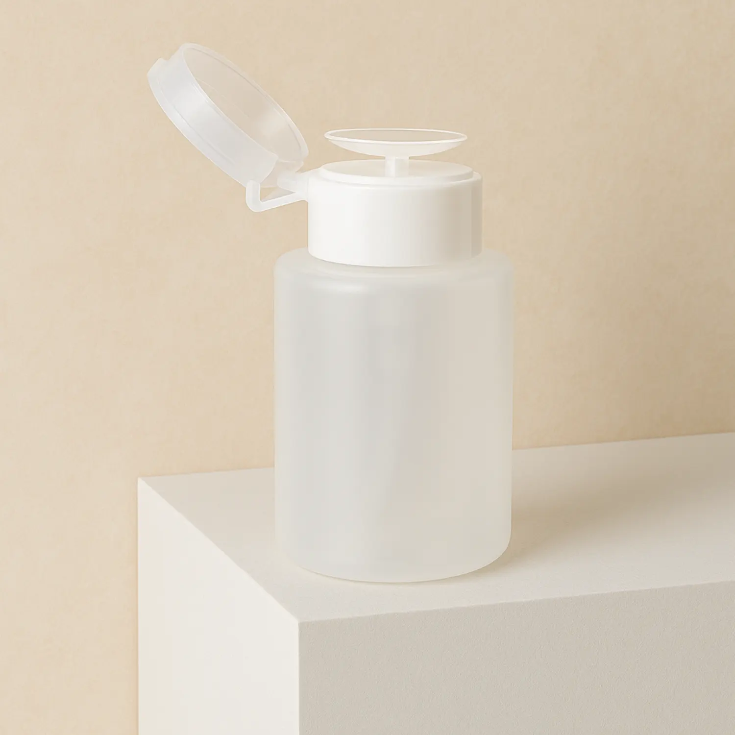 Plastový dávkovač s pumpičkou, 150ml - bílý