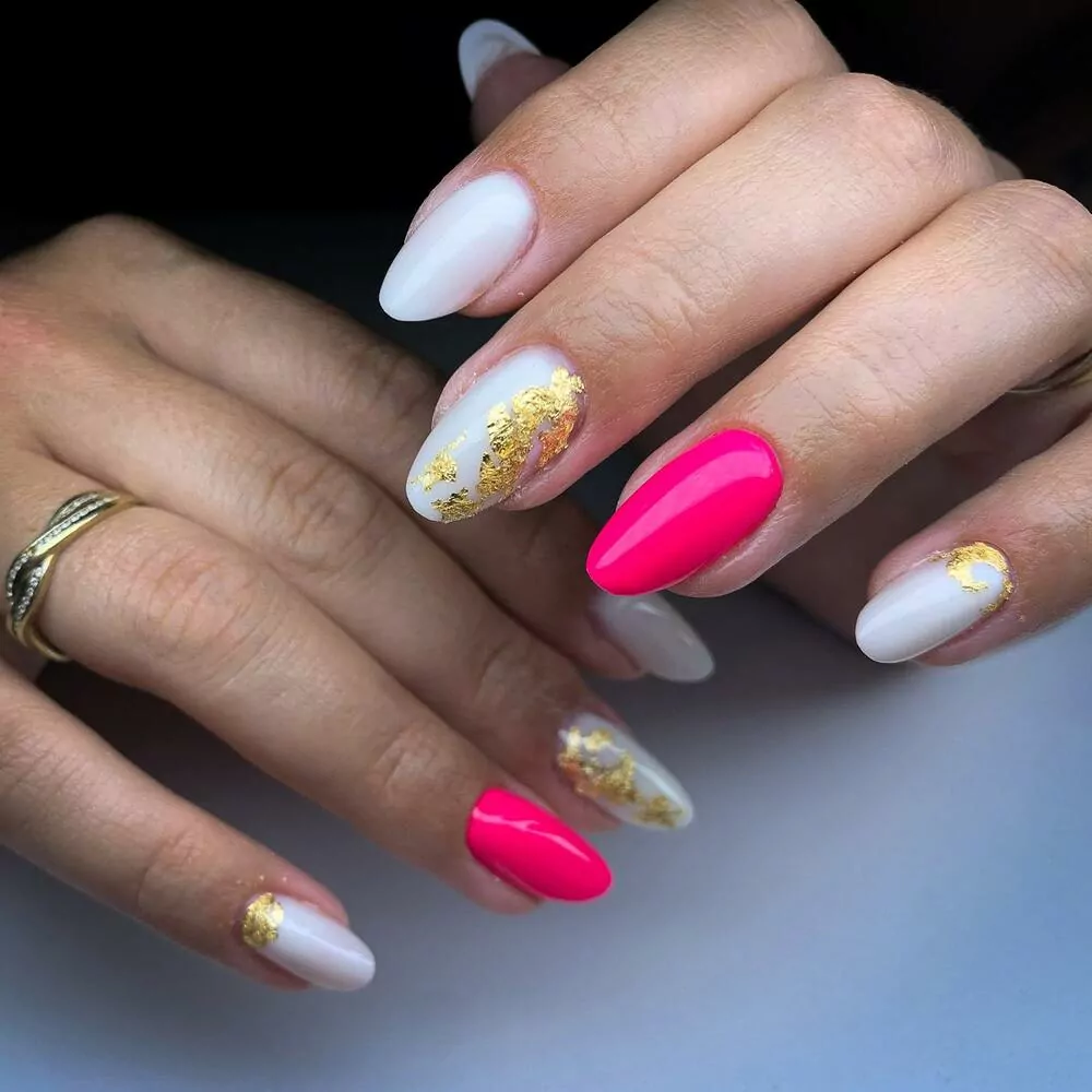 Gold Flakes - zdobicí vločky, zlatá