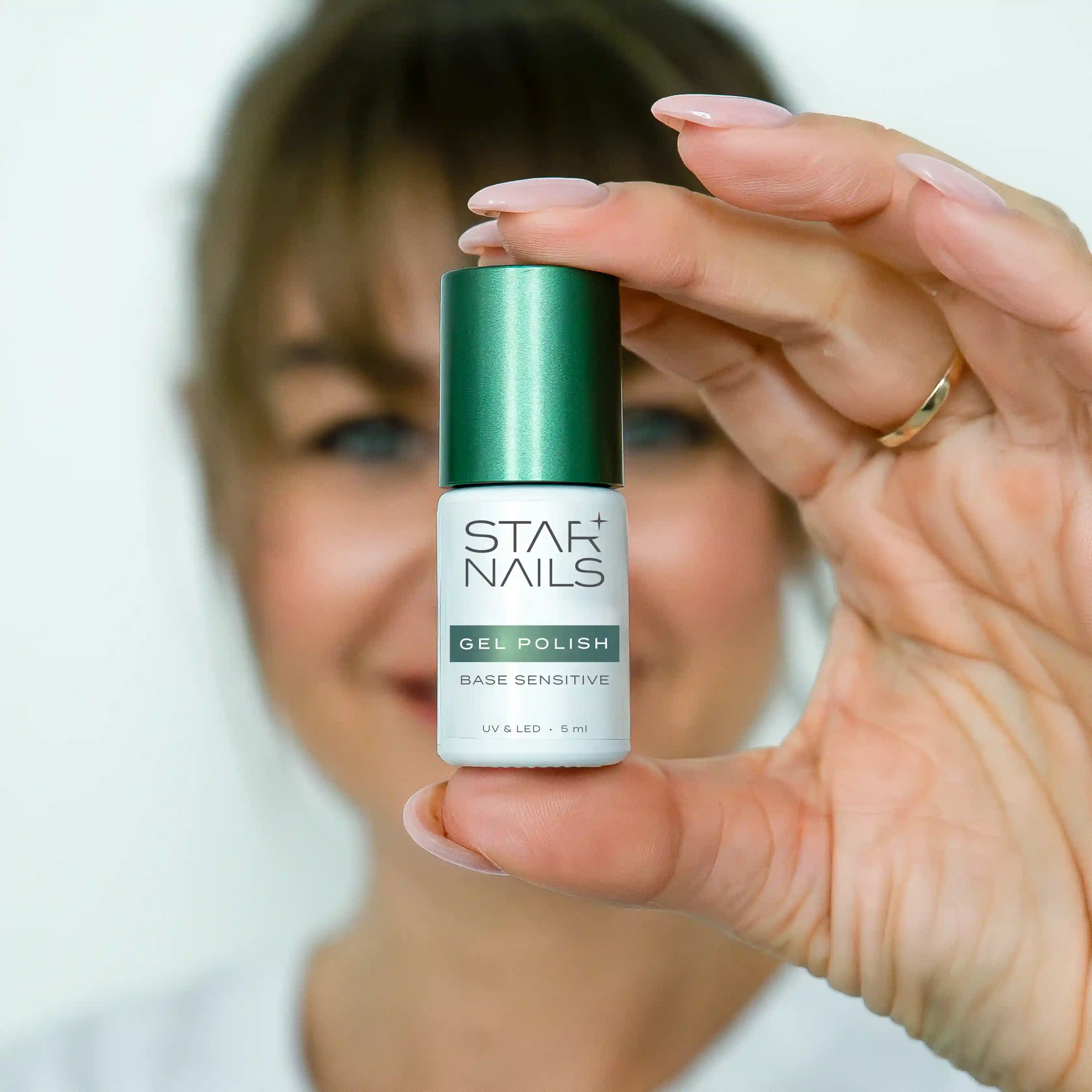 UV/LED Gel Polish Base Sensitive Line, 5ml - podkladová báze 